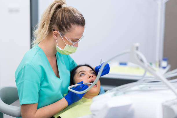 Best Weekend Emergency Dentist in Bay City, MI